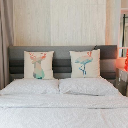 Moonlight Goddess Apartment Bangkok Ngoại thất bức ảnh